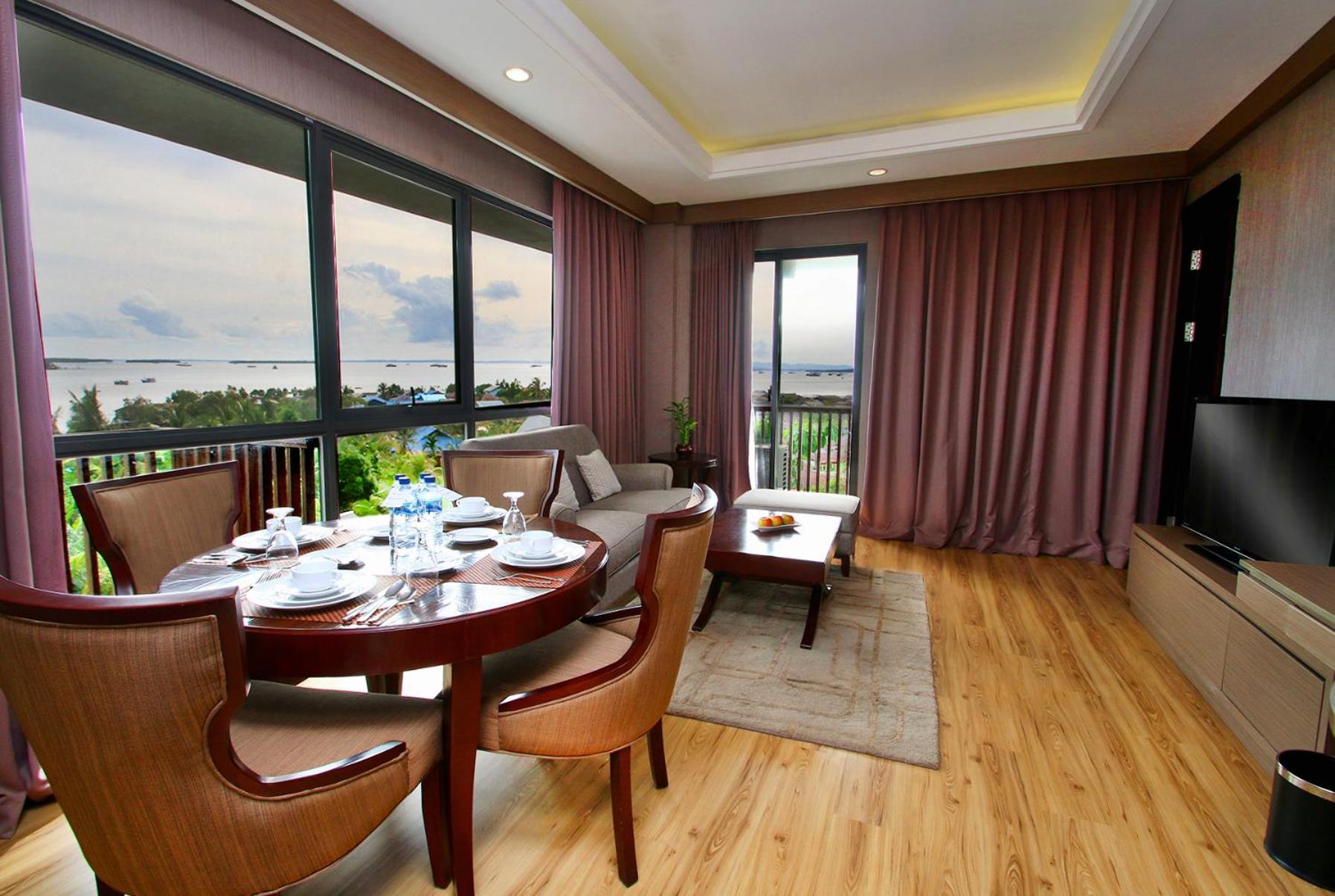 Swiss-Belhotel Sorong Exterior photo