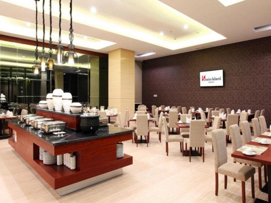 Swiss-Belhotel Sorong Exterior photo